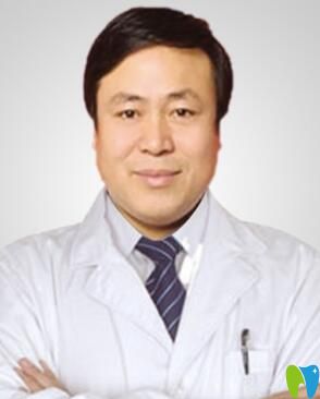 王稚英　朝陽(yáng)牙博士口腔特約種植顧問(wèn)