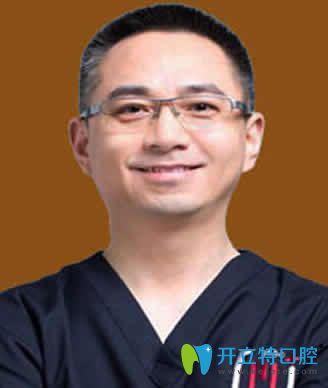 泉州維樂口腔黃鴻進主任