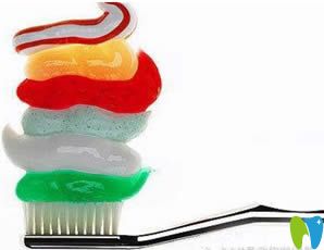 開立特口腔美白牙膏和藥物牙膏的區(qū)別