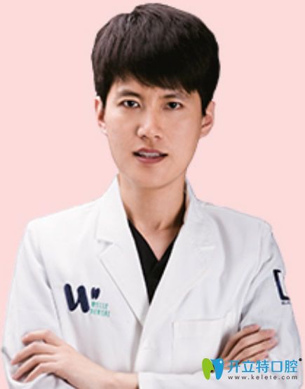 青島維樂口腔梁騰院長