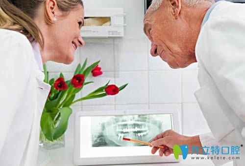 缺牙不補(bǔ)會造成老年人老年癡呆癥狀