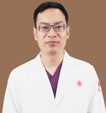 王巍