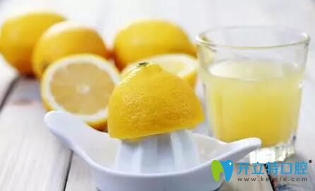 喝檸檬水去除口臭