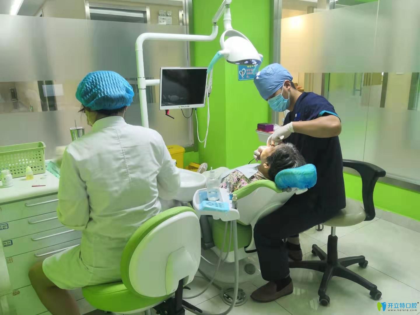 濟(jì)南種植牙去哪里？皓克口腔的allon4全口種植牙就值得一試