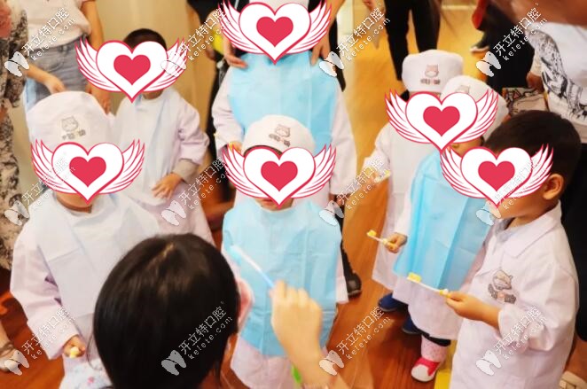 成都河馬口腔小小牙醫(yī)活動現(xiàn)場