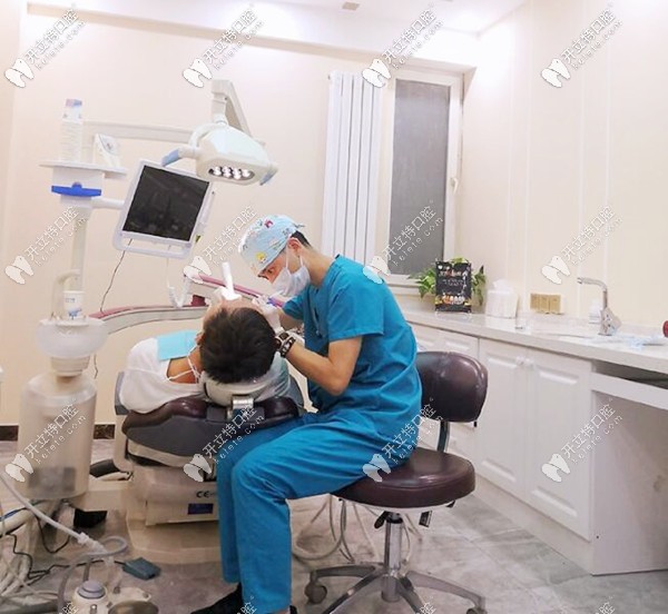 保定精卓口腔醫(yī)生1對(duì)1治療 保定精卓口腔醫(yī)生1對(duì)1治療