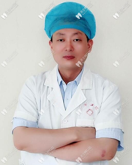河南焦作山陽軍美口腔診所 劉偉