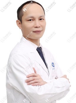 深圳拜爾口腔門診部蔡澤堅(jiān)