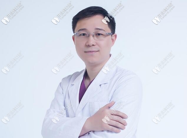 深訪慈溪鼎植口腔院長陳炳麟醫(yī)生,附上評價(jià)