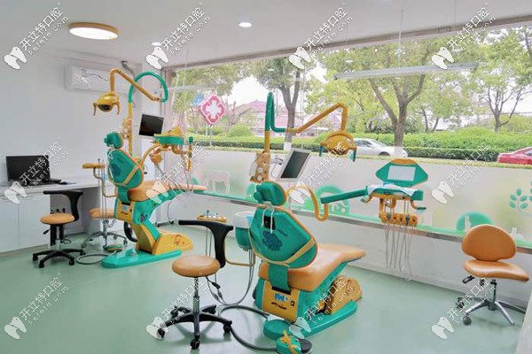 兒童治療牙椅