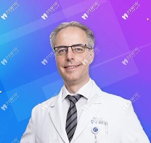 安諾德  東莞國貿(mào)口腔種植醫(yī)生