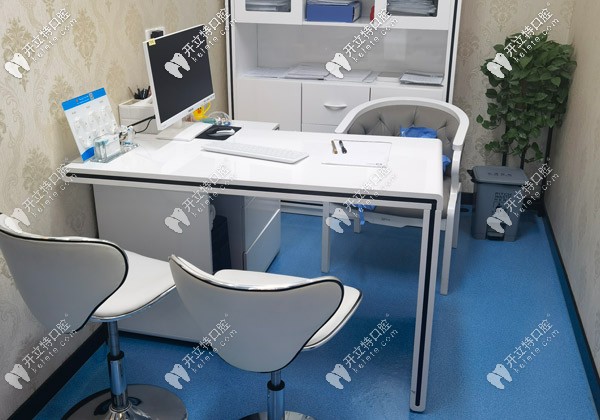 方案是在單獨的辦公室進行設(shè)計的