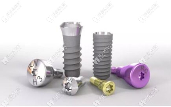 瑞士iti軟組織種植體和blt骨水平型號(hào)的區(qū)別在哪?種牙咋選擇